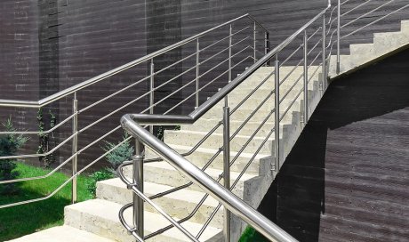 Fabrication escalier acier La Côte-Saint-André